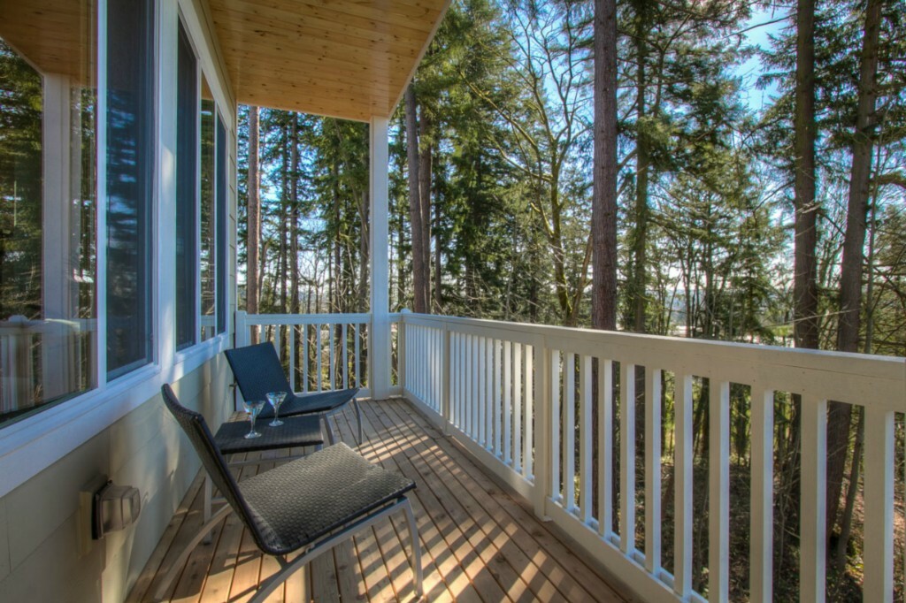 Property Photo:  8465 169th Place NE 35101  WA 98052 