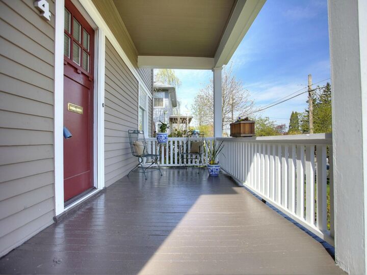 Property Photo:  2104 N Lawrence St  WA 98406 