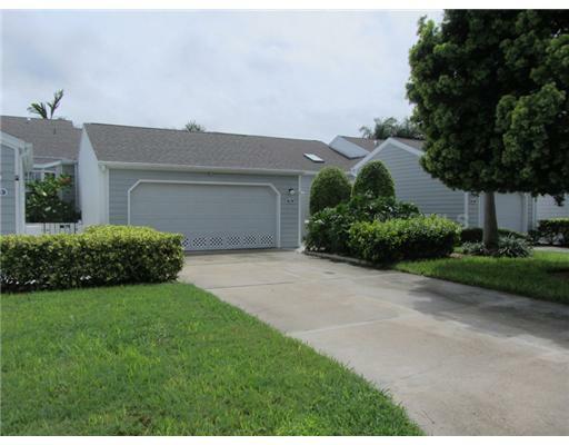 Property Photo:  515 Woodstork Circle  FL 34209 