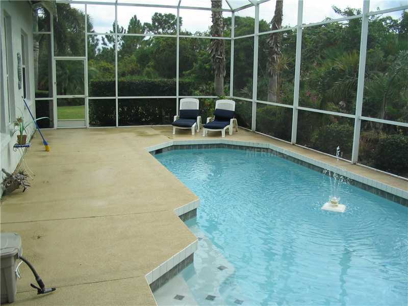 Property Photo:  6518 Waters Edge Way  FL 34202 