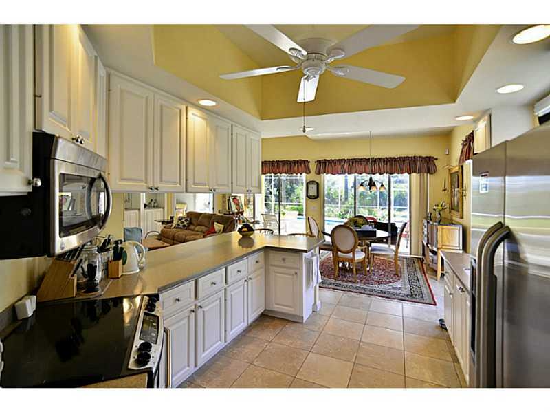 Property Photo:  5742 Benevento Drive  FL 34238 