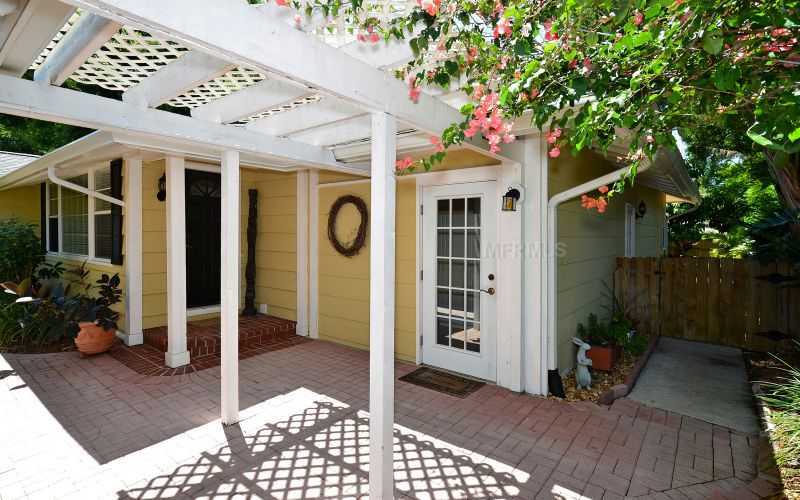 Property Photo:  1780 Floyd Street  FL 34239 