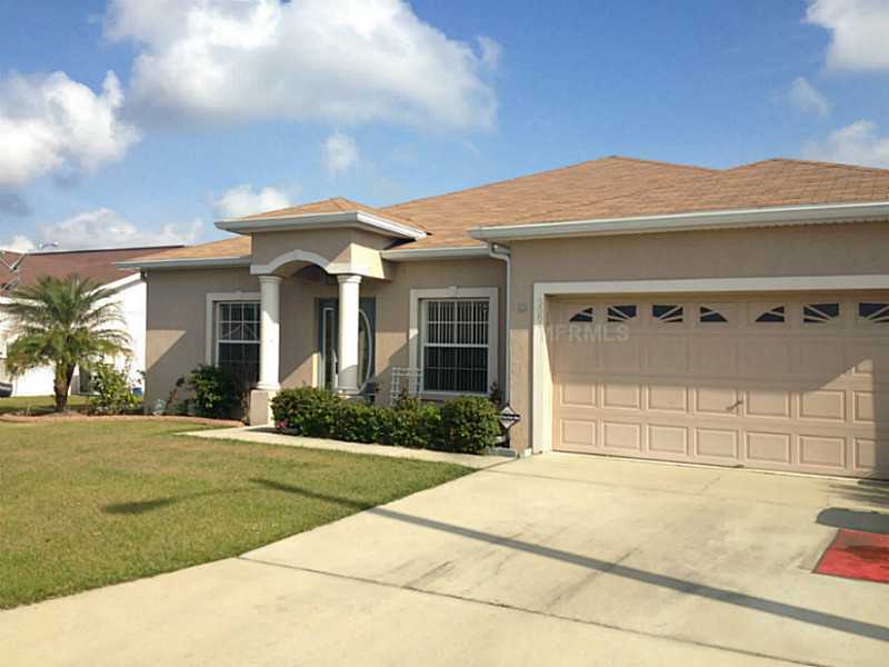 Property Photo:  3001 Coach Lamp Road  FL 33860 