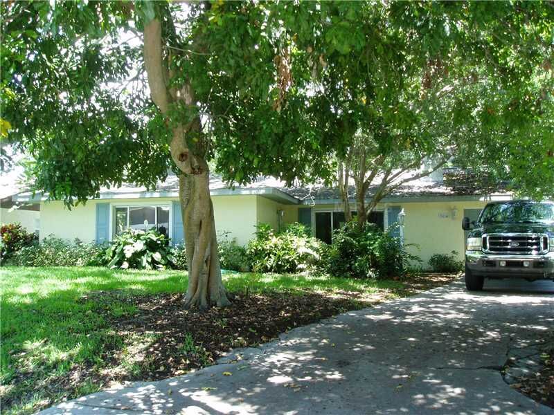 Property Photo:  5016 Delmonte Avenue  FL 34235 