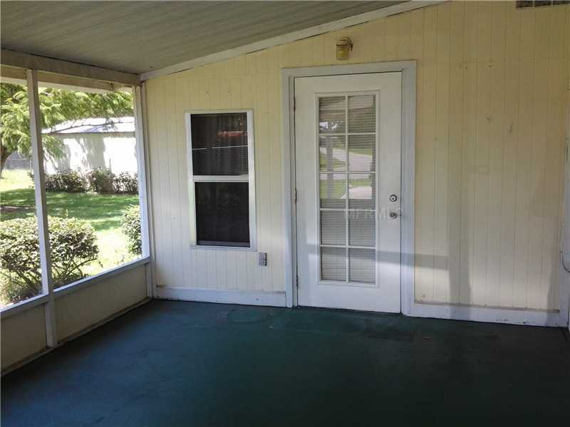 Property Photo:  506 Domino Drive N  FL 33570 