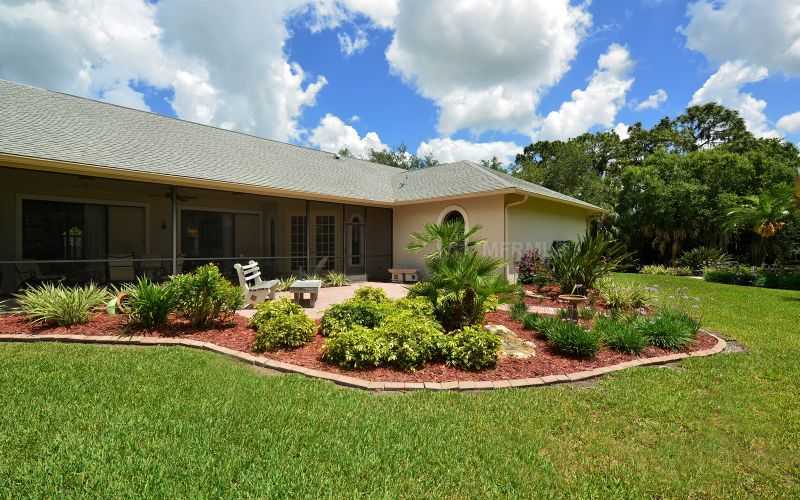 Property Photo: 201 131st Street E FL 34212