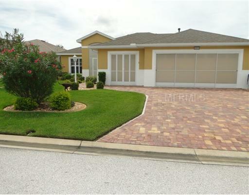 Property Photo:  20535 Queen Alexandra Drive  FL 34748 