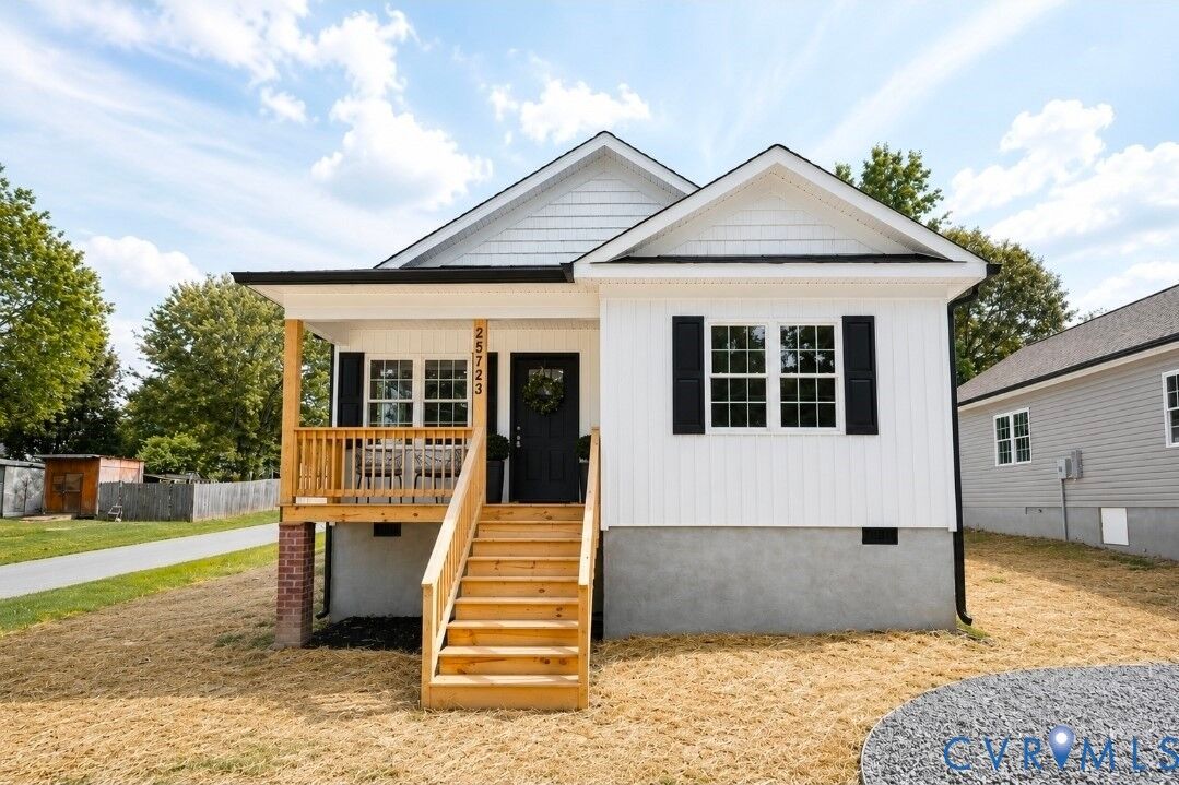 Property Photo:  25723 Dinwiddie Avenue  VA 23803 