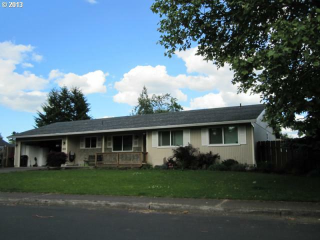 Property Photo: 2382 SE 55th Ave OR 97123