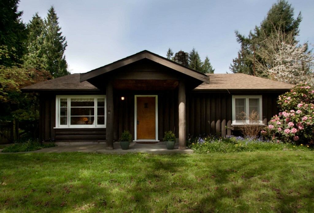 Property Photo:  1404 SW Dash Point Rd  WA 98023 