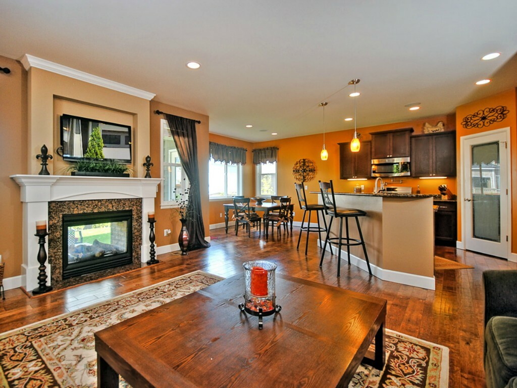 Property Photo: 5132 NE 8th St WA 98059