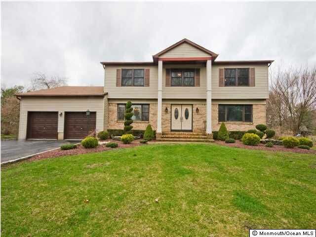 Property Photo:  54 Rockwell Circle  NJ 07746 