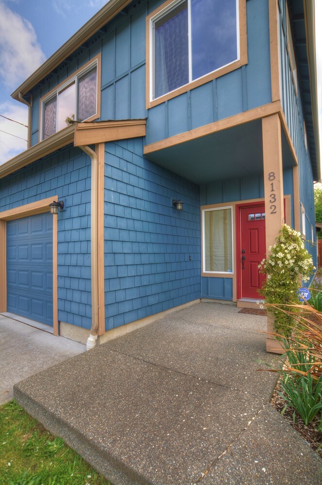 Property Photo:  8132 Wolcott Ave S  WA 98118 