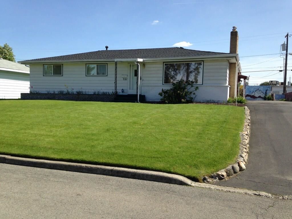 Property Photo:  721 W Avon Ave  WA 99208 
