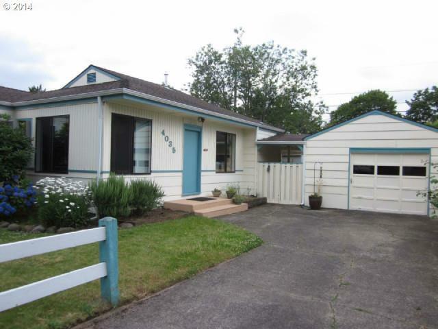 Property Photo:  4035 SE 115th Ave  OR 97266 