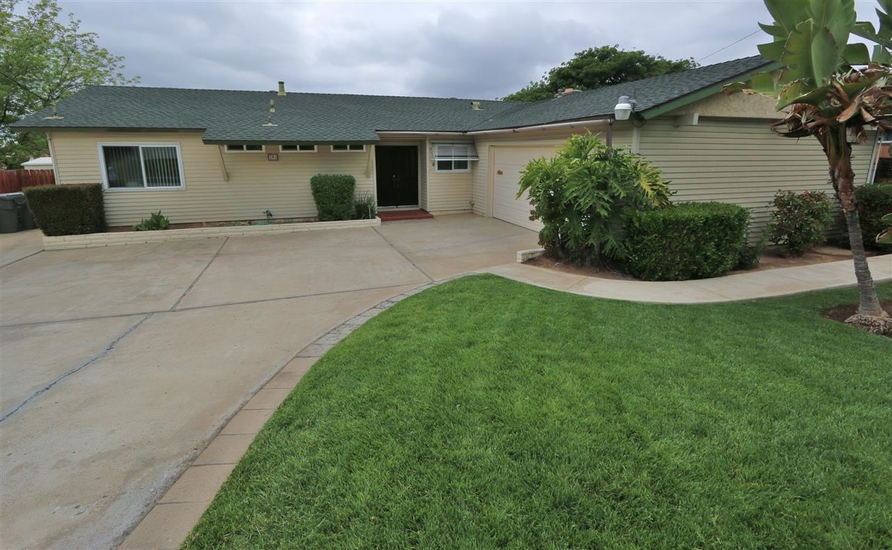 Property Photo:  380 Witherspoon  CA 92020 