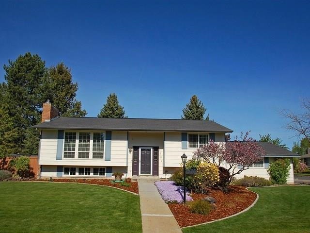 Property Photo: 6204 S Paula Ct WA 99223