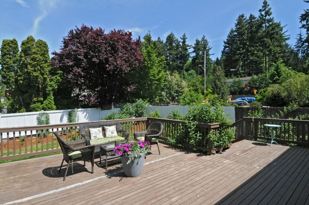 Property Photo:  1208 NW 199th Place  WA 98177 