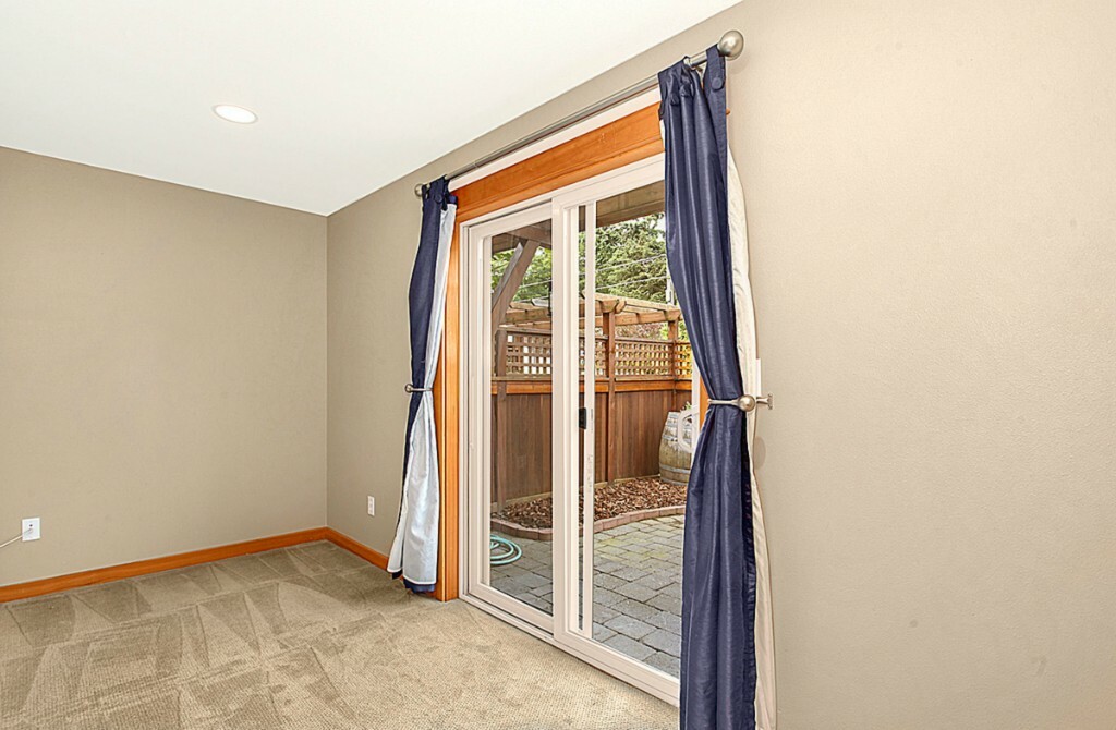 Property Photo: 9126 45th Ave SW B WA 98136