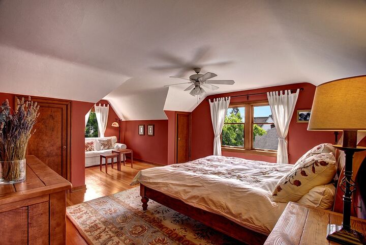 Property Photo: 7523 Mary Avenue NW WA 98117