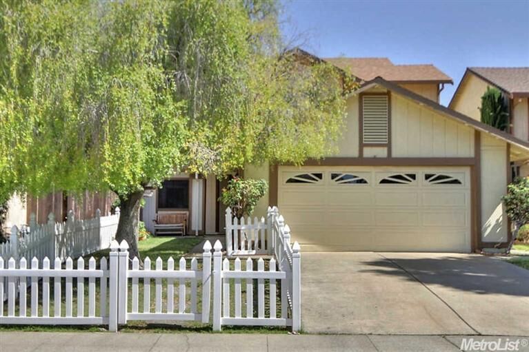Property Photo:  1243 Fall Creek Way  CA 95833 