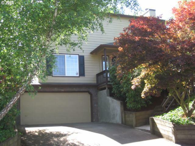 Property Photo:  7537 SW View Point Ter  OR 97219 
