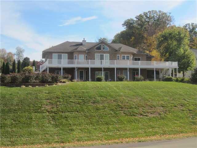 Property Photo:  17 Hillside Court  OH 43028 