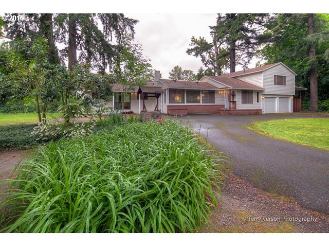 14501 Clackamas River Dr  Oregon City OR 97045 photo