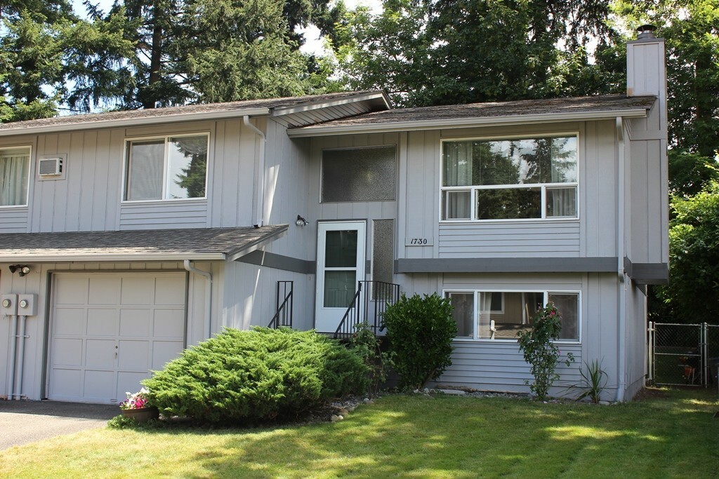 Property Photo:  1730 S 114th St  WA 98444 