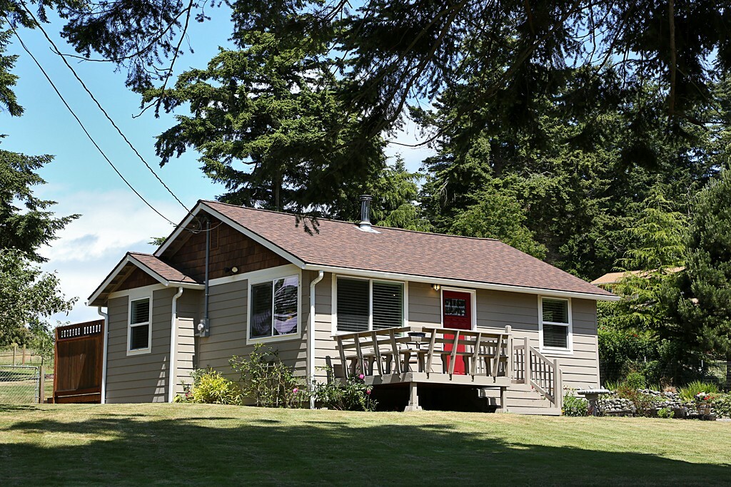 Property Photo:  217 Fort Casey Rd  WA 98239 