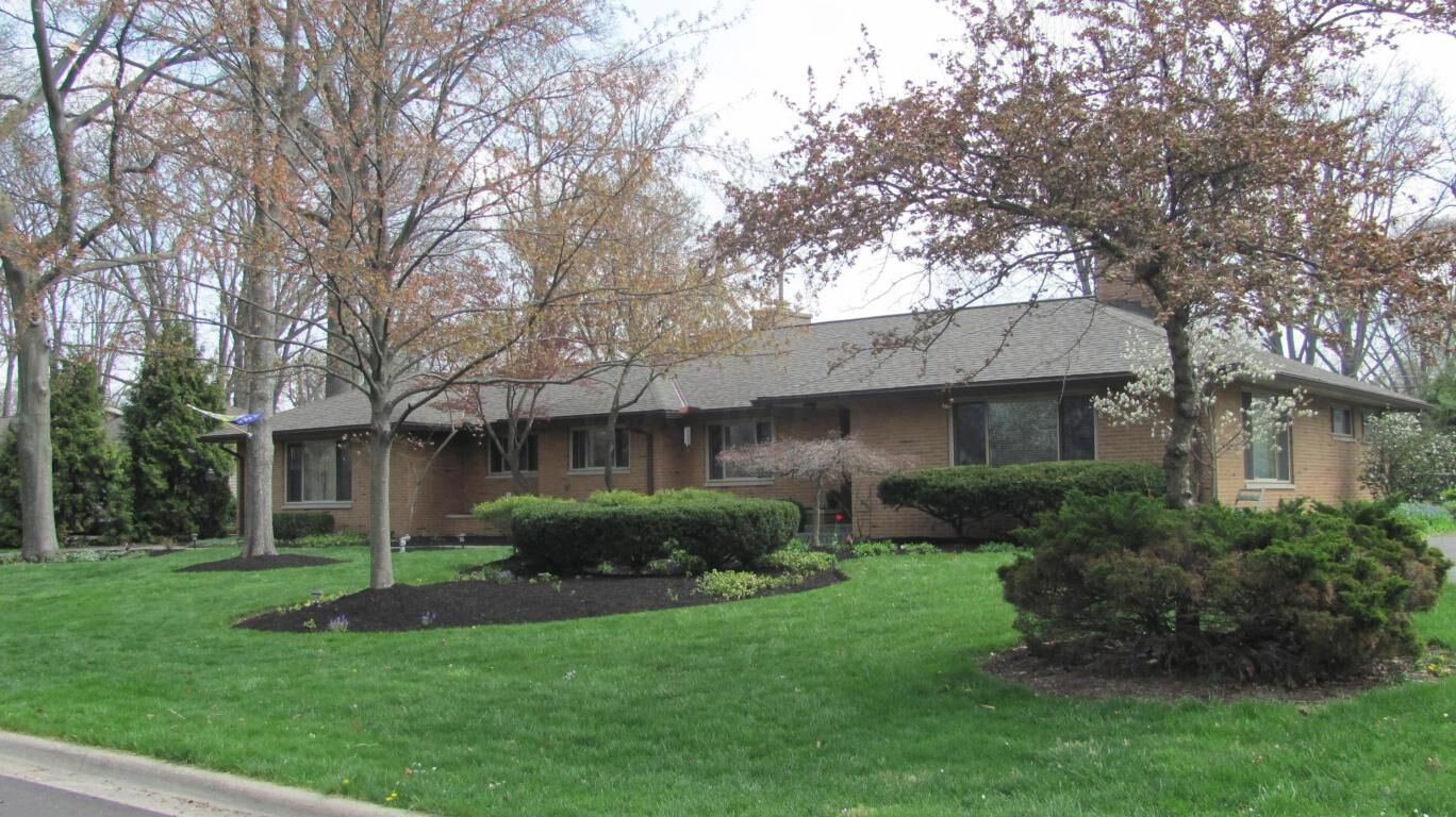 Property Photo:  3126 Leeds Road  OH 43221 