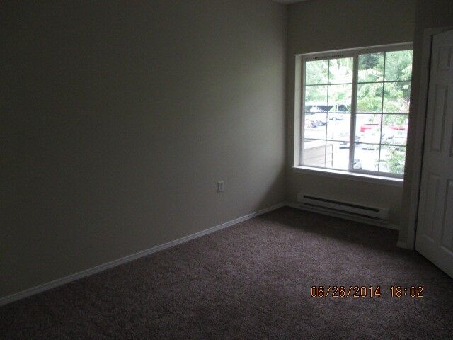 Property Photo:  801 Rainier  Avenue N E-328  WA 98057 