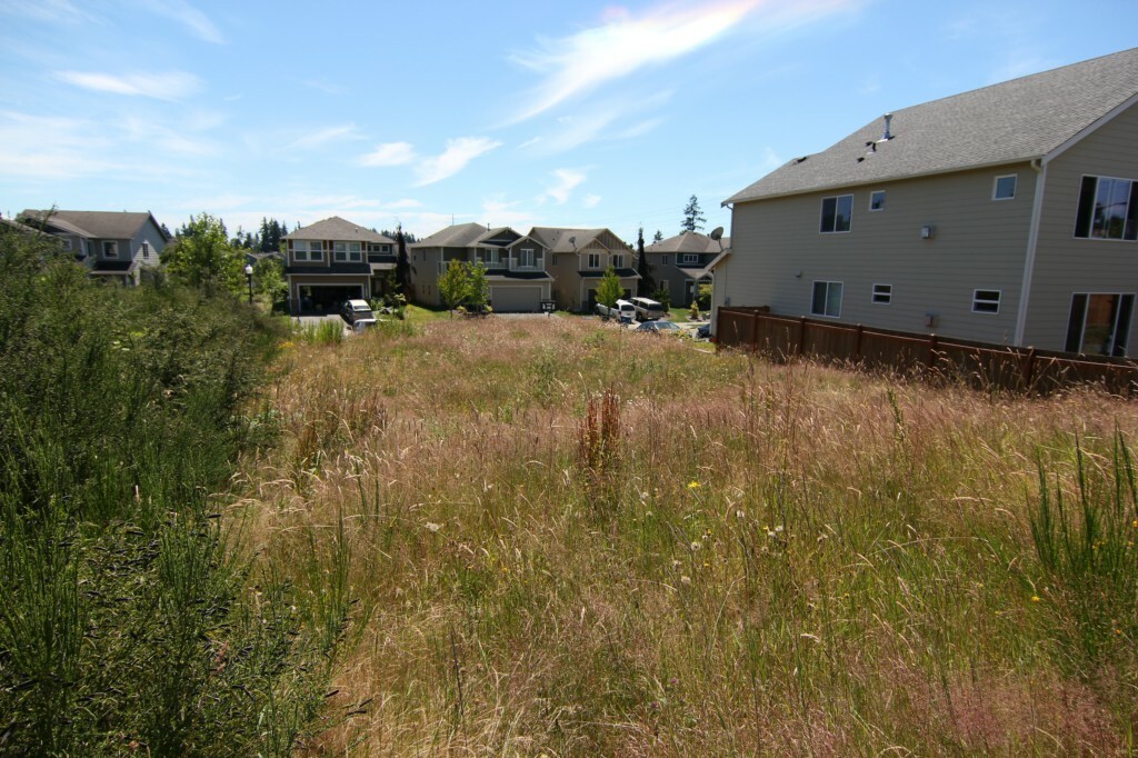 Property Photo:  16108 SE 256th Place  WA 98042 