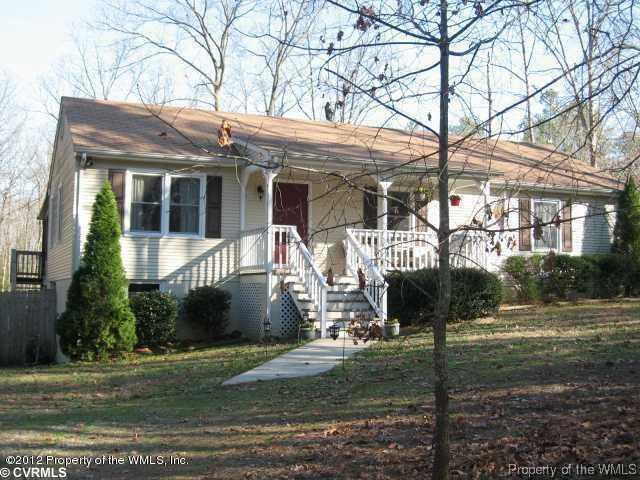 Property Photo:  5820 Collins Run Parkway  VA 23140 