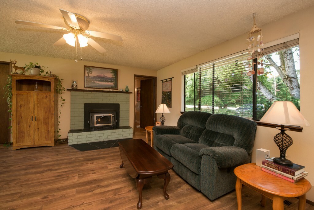 Property Photo: 8988 Delta Line Rd WA 98240