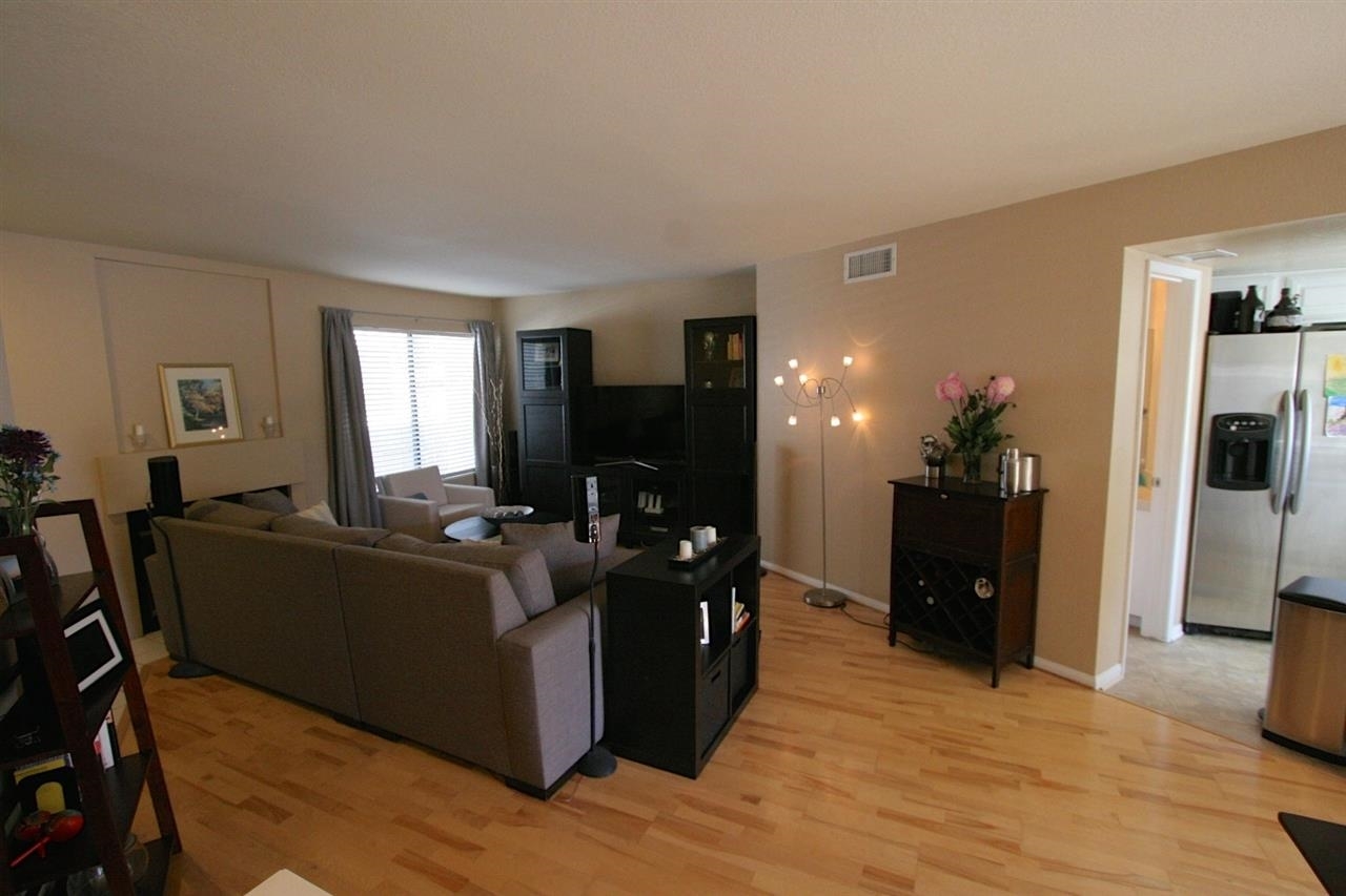 Property Photo: 1960 Missouri St. CA 92109