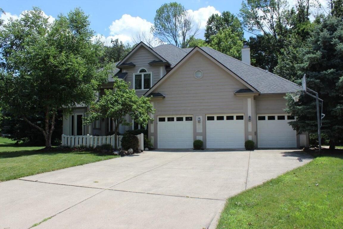 Property Photo: 7060 Spyglass Court OH 43082