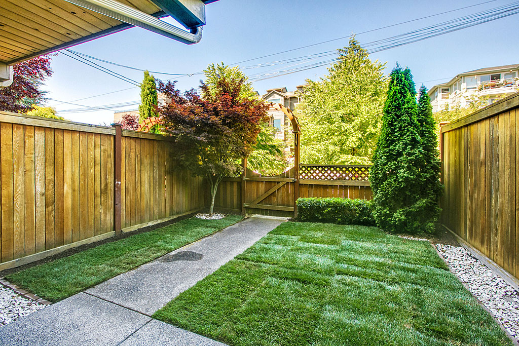 Property Photo:  3816B Whitman Ave N  WA 98103 