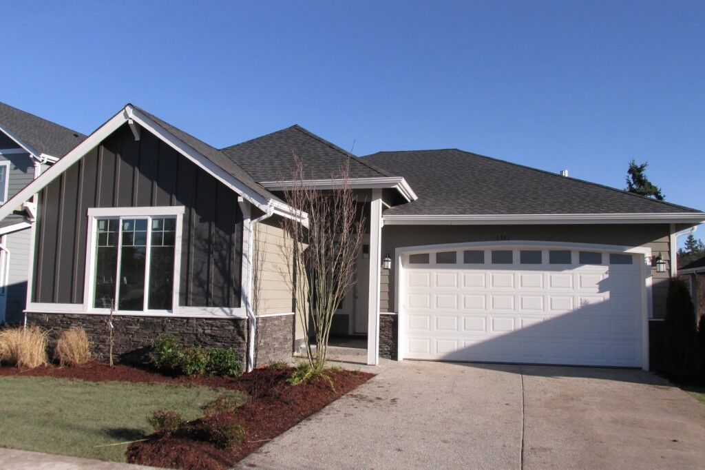 Property Photo:  1701 Cyrene Dr NW  WA 98502 
