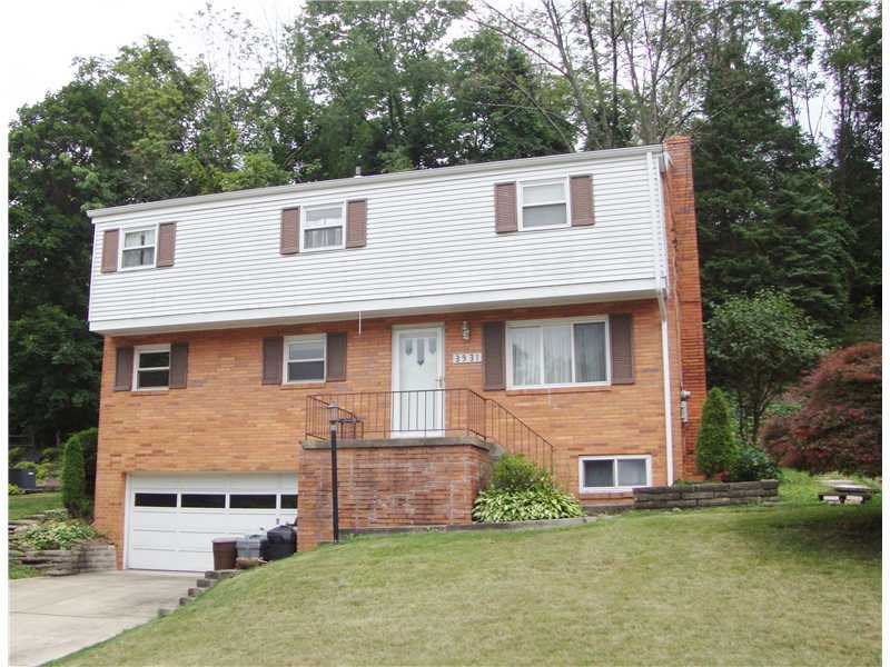 Property Photo:  3931 Edge Road  PA 15227 