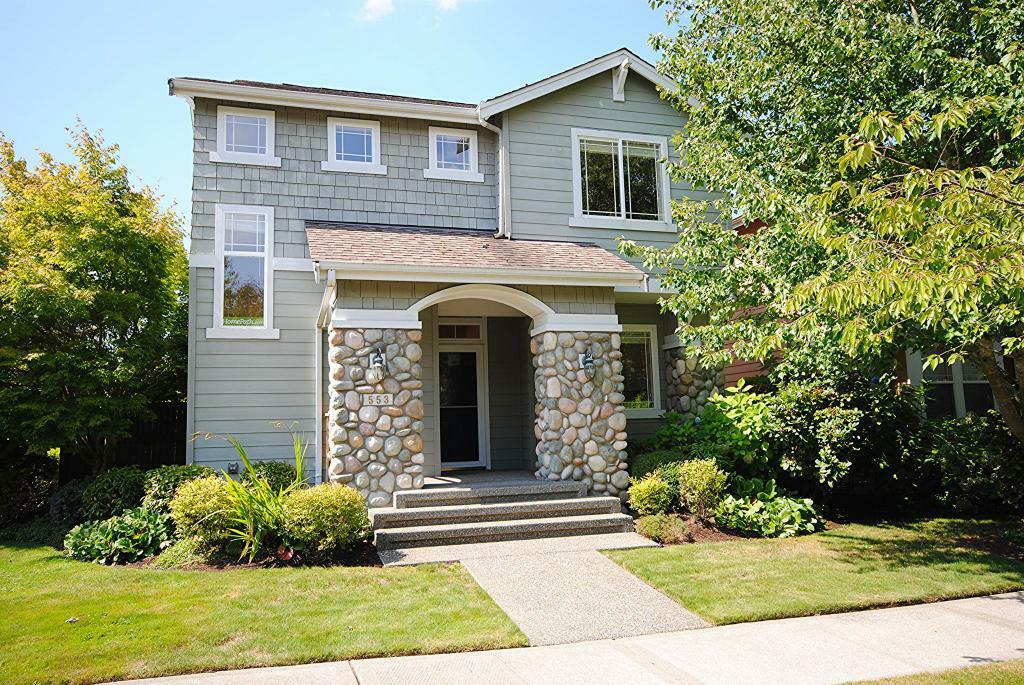 Property Photo:  553 Chelan Place NE  WA 98059 