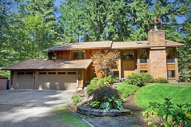 Property Photo:  3813 230th Place SE  WA 98075 