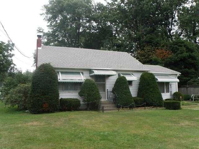 Property Photo: 1723 Millfair Road PA 16505