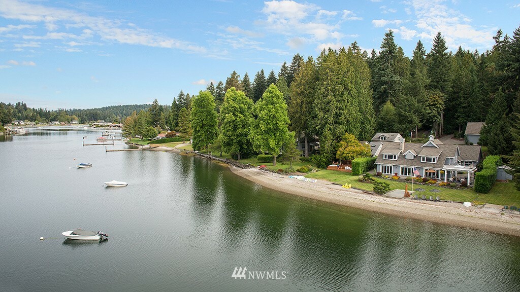 Property Photo:  3120 East Bay Drive NW  WA 98335 