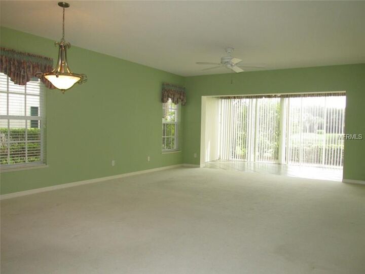 Property Photo:  414 Laurel Lake Drive 101  FL 34292 