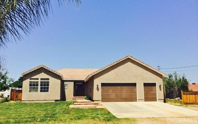 Property Photo:  18870 Dallas  CA 92508 