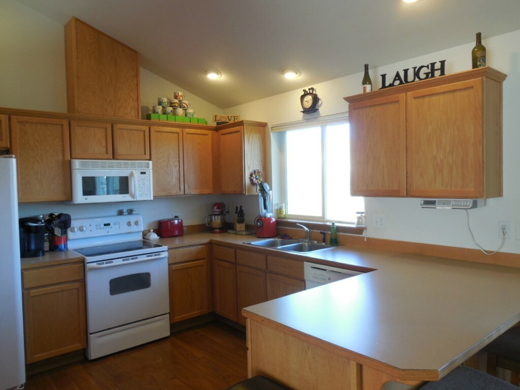 Property Photo: 2562 Aviation Dr WA 98802