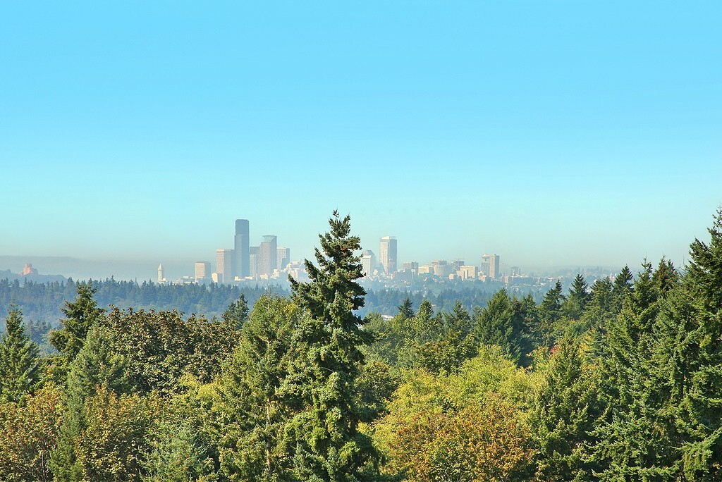 Property Photo:  15436 SE 67th Place  WA 98006 