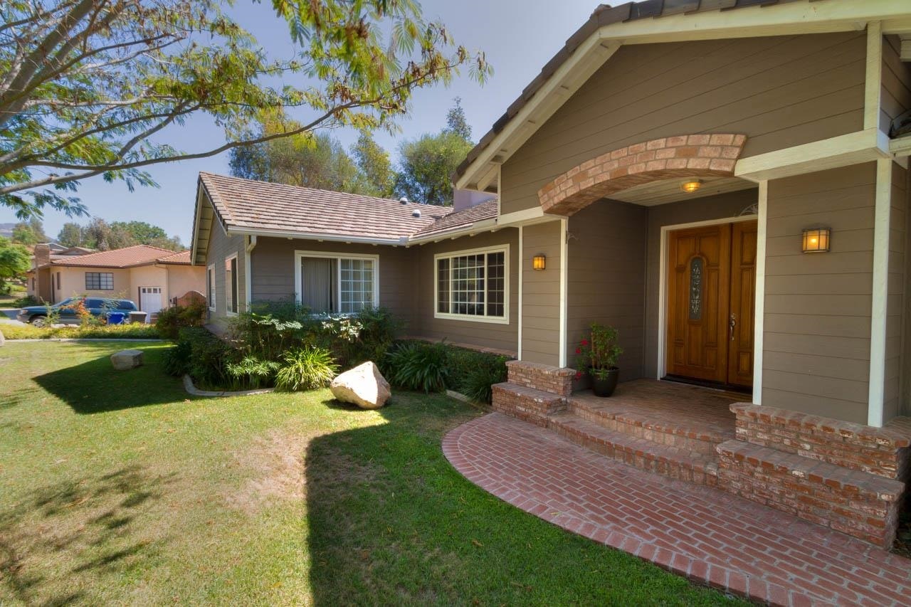 Property Photo: 111 Alta Mesa Drive CA 92084