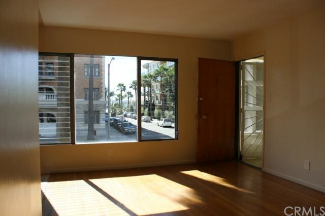 Property Photo:  1015 E Ocean Boulevard 7  CA 90802 